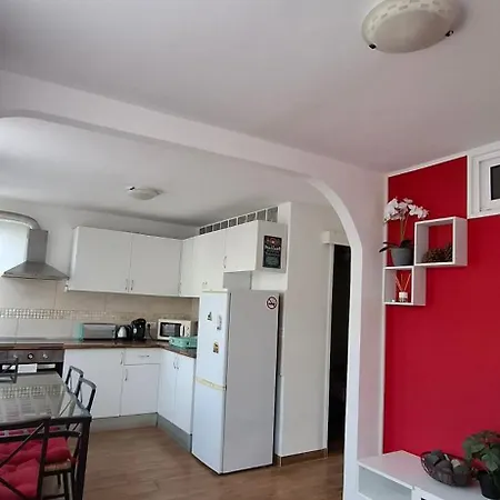 Amarilla Rock Apartman Arona