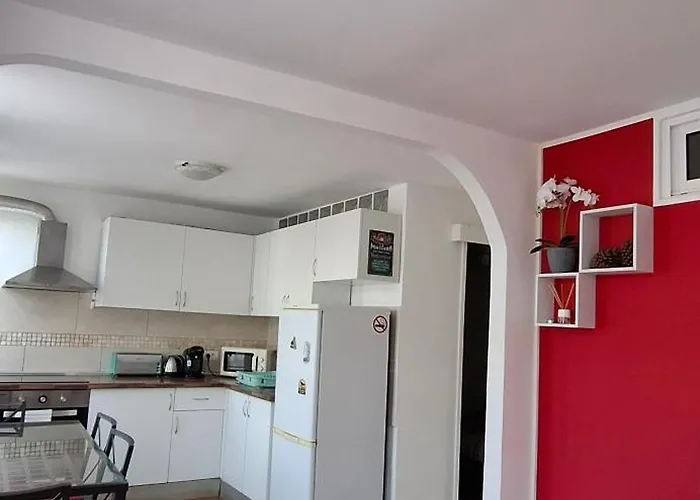 Amarilla Rock Apartman Arona